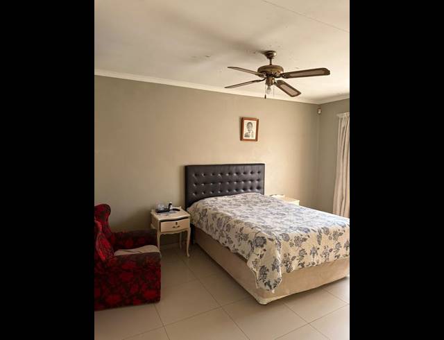 3 BEDROOM PROPERTY TO RENT IN BIRCH ACRES